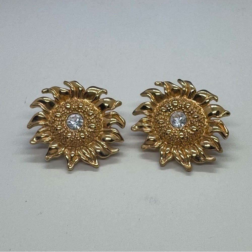 Vintage Sunflower Stud Earrings